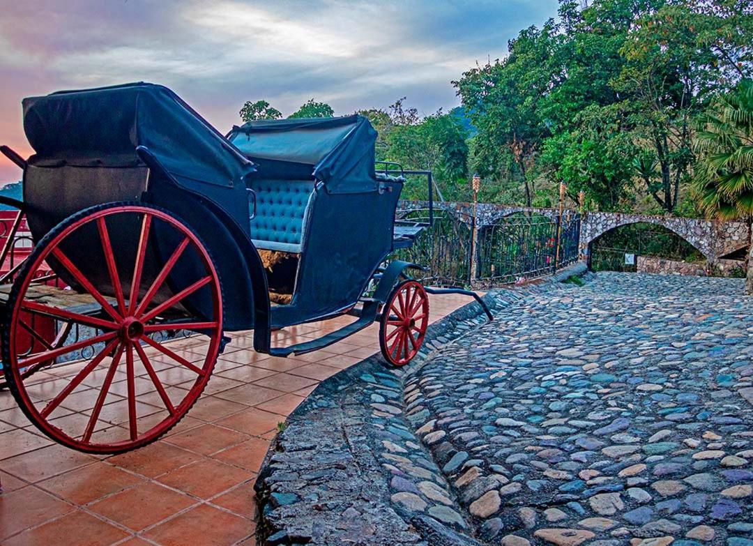 Hotel Boutique Hacienda Caudillos San Sebastián del Oeste Exterior photo